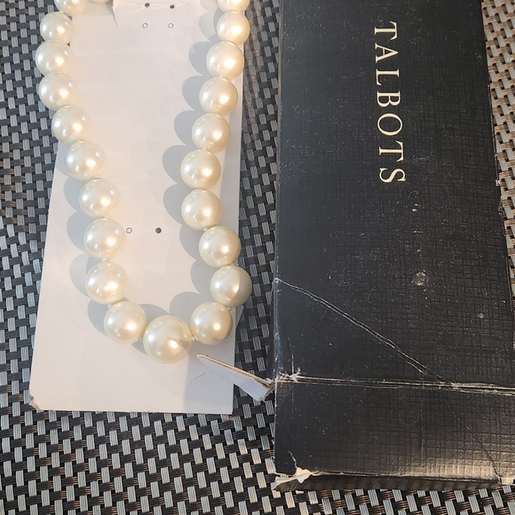 Talbots pearls - Picture 3 of 4
